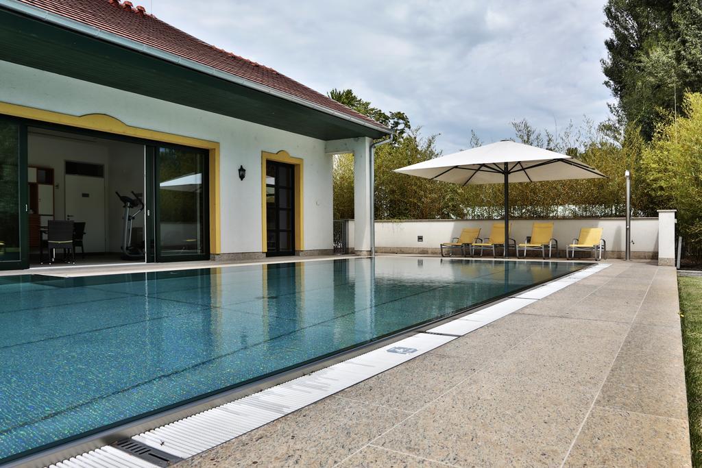 Hubertus Hof Landhotel Balatonfenyves Bagian luar foto