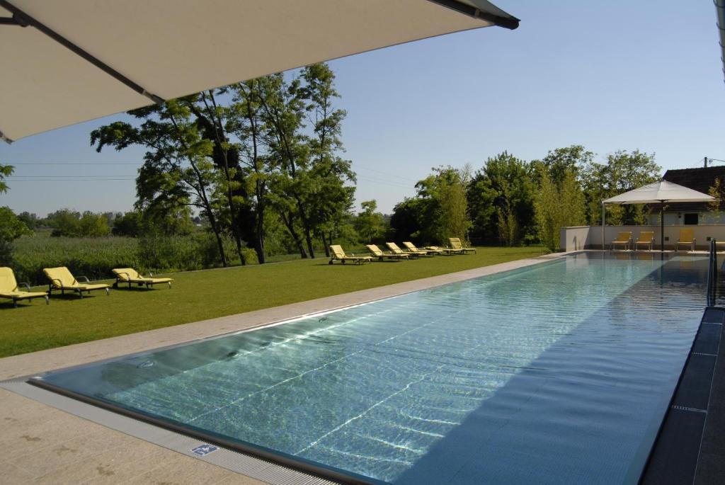 Hubertus Hof Landhotel Balatonfenyves Bagian luar foto