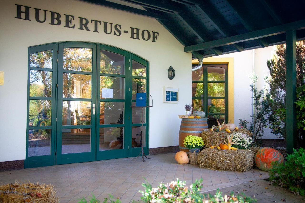 Hubertus Hof Landhotel Balatonfenyves Bagian luar foto
